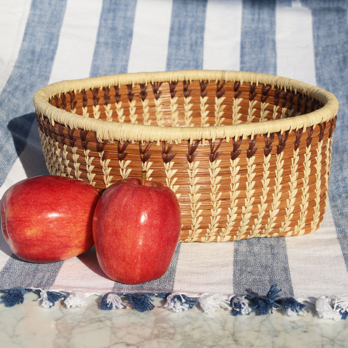 large-knitting-deep-serving-fruit-basket