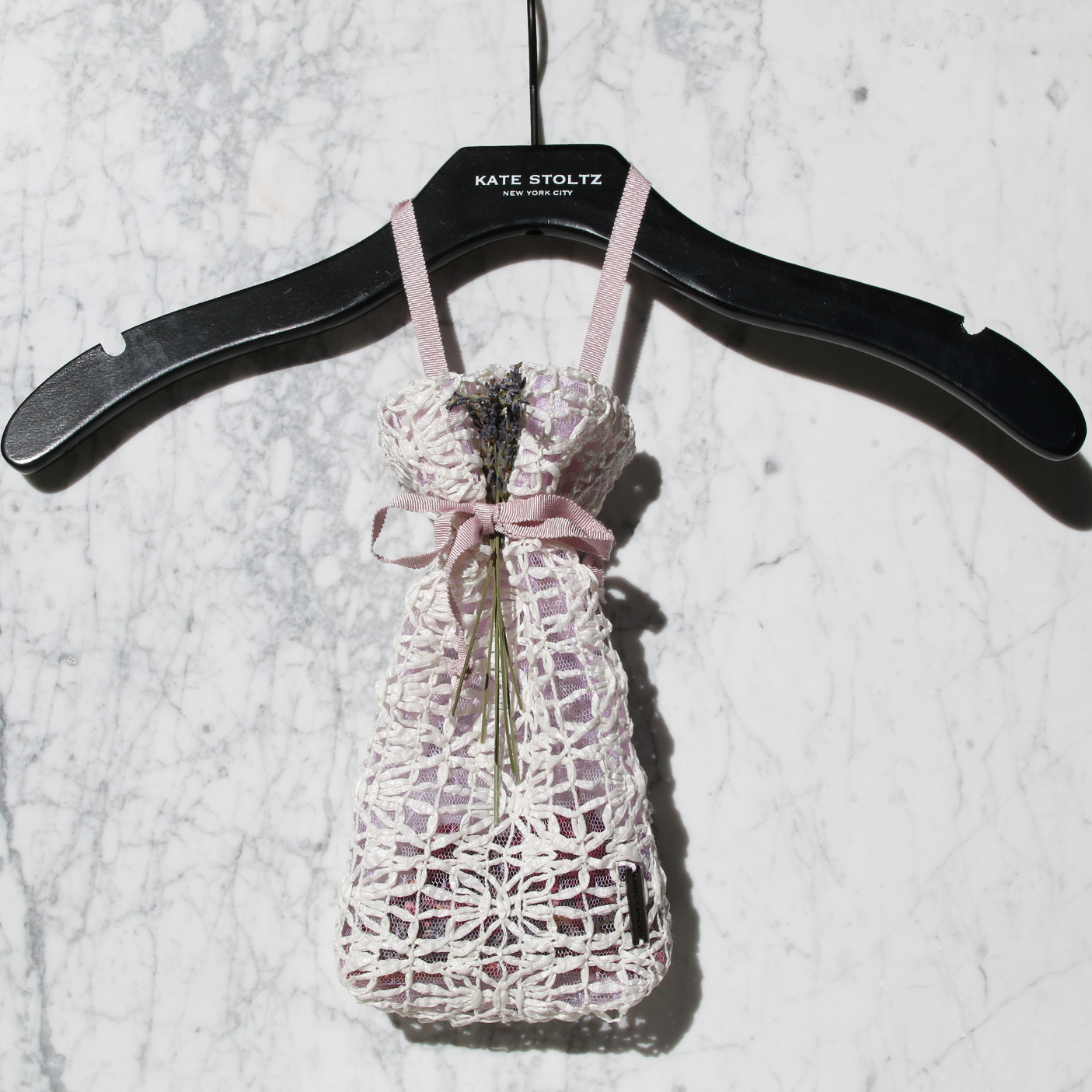 Raffia over Tulle w Lavender Ribbon Closet Sachet 1/1