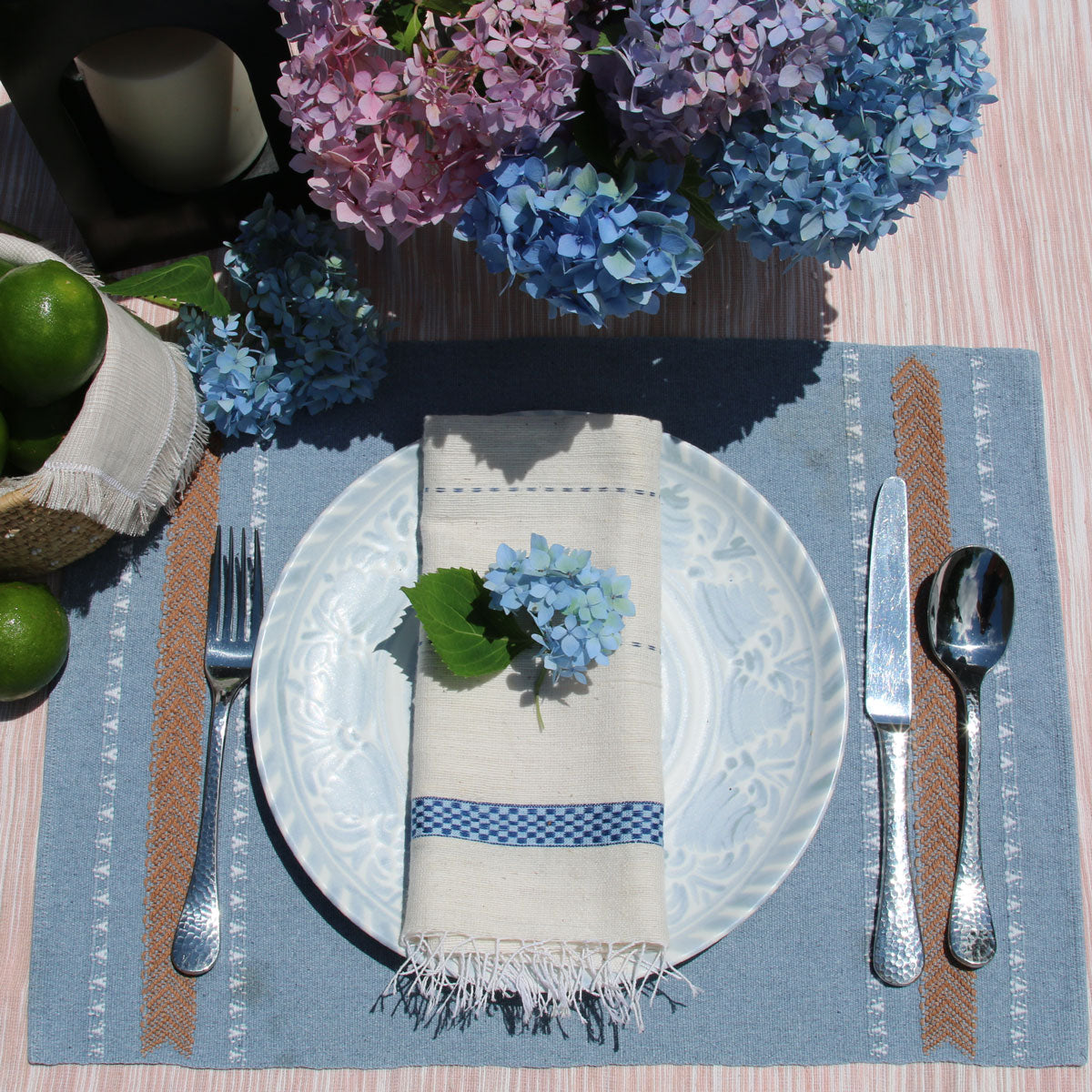 white-and-blue-linen-napkin