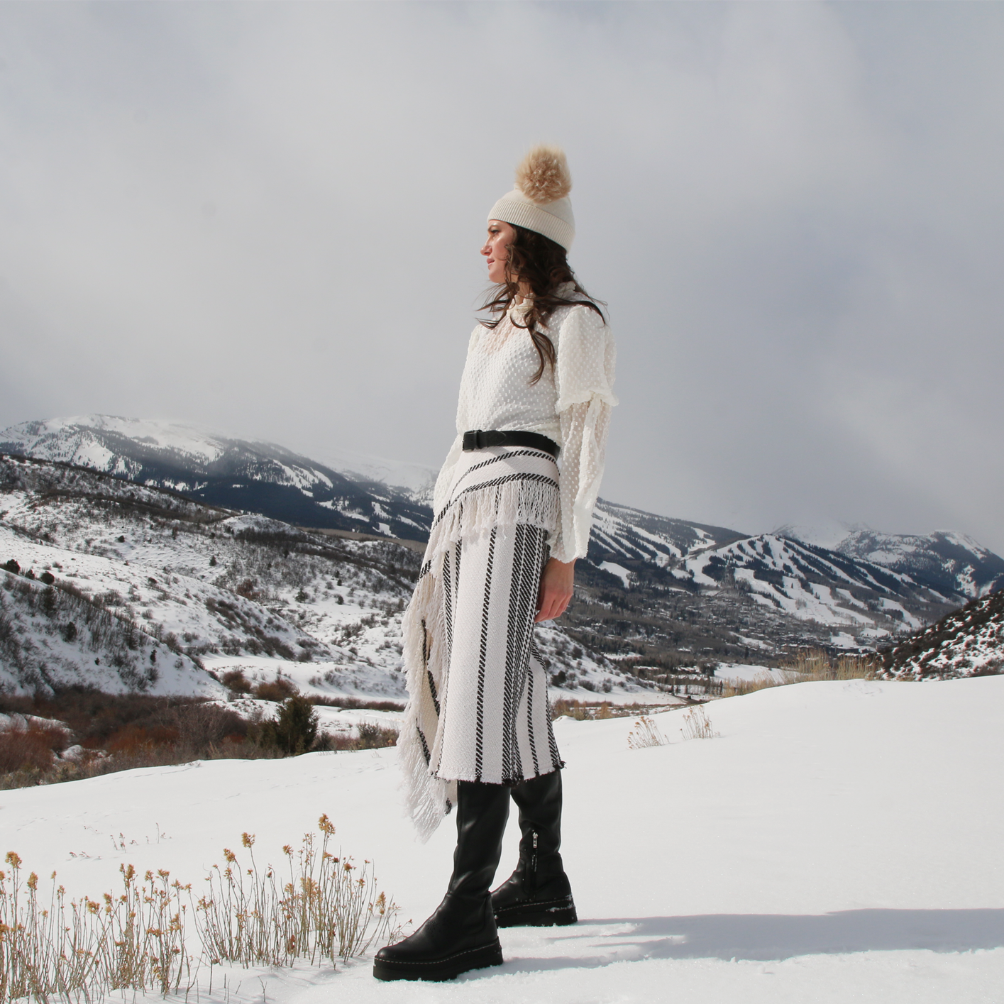       fringe-woven-cotton-skirt