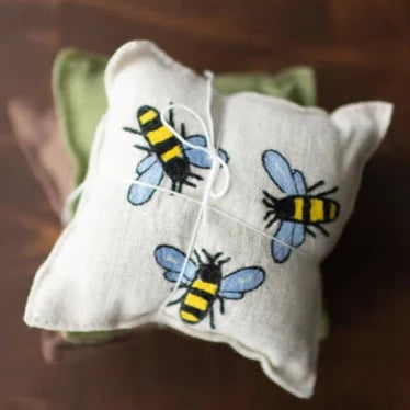 lavender sachet bee set