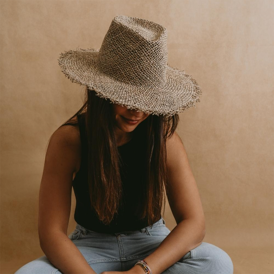 lightweight-beach-straw-hat