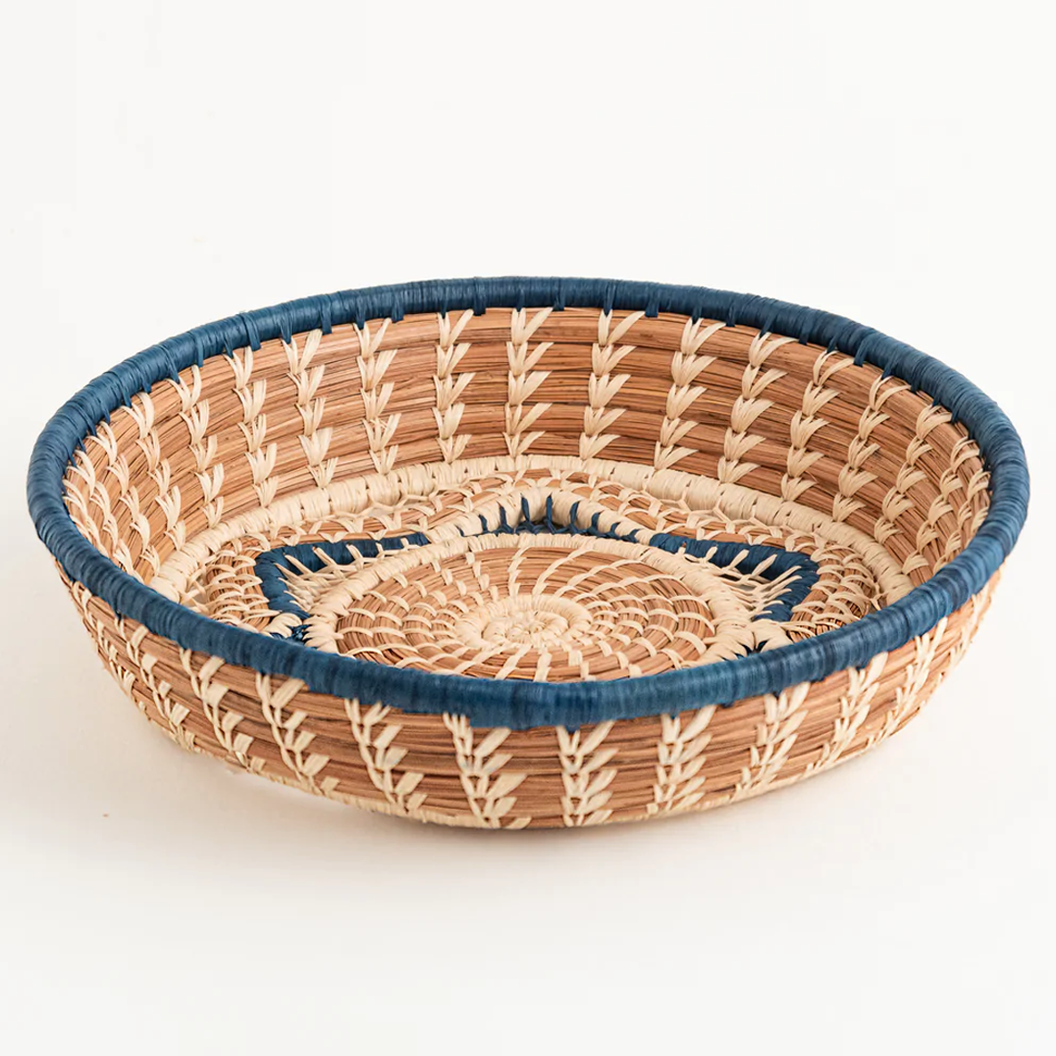    navy-star-beige-basket