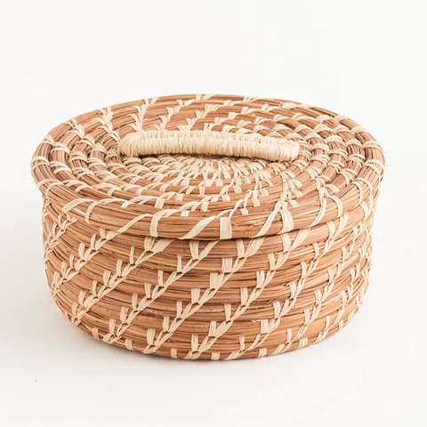 Victoria Basket with Lid