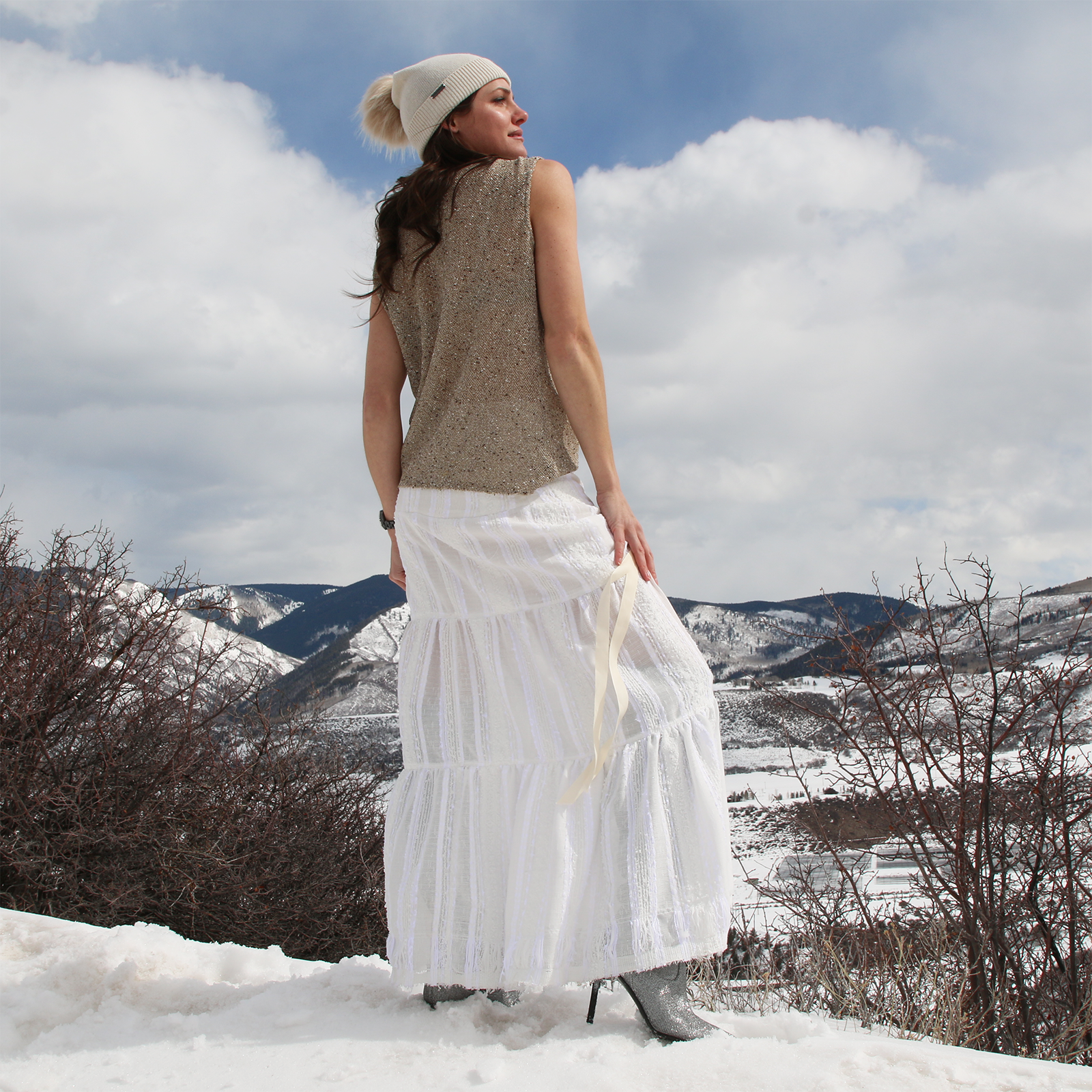    white-peasant-skirt-with-ruching-bows