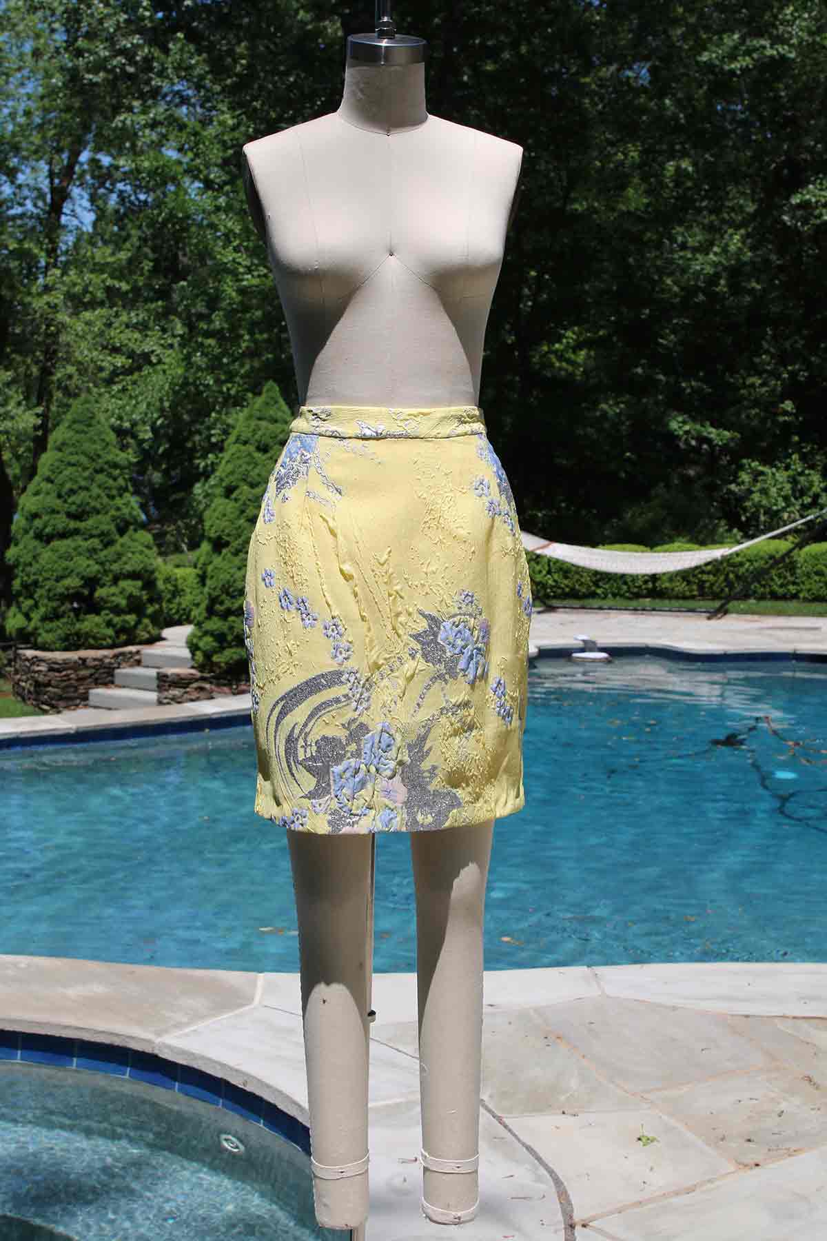 yellow-pencil-skirt